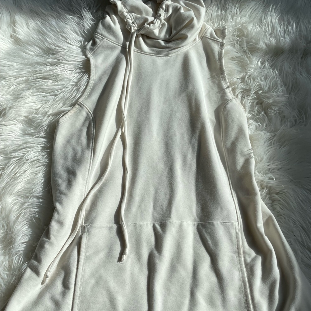 Calia hood vest top - Picture 2 of 4